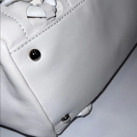 ❤️NWT CHANEL MODERN CHAIN RHODOID WHITE LEATHER TOTE BAG - Picture 7 of 15